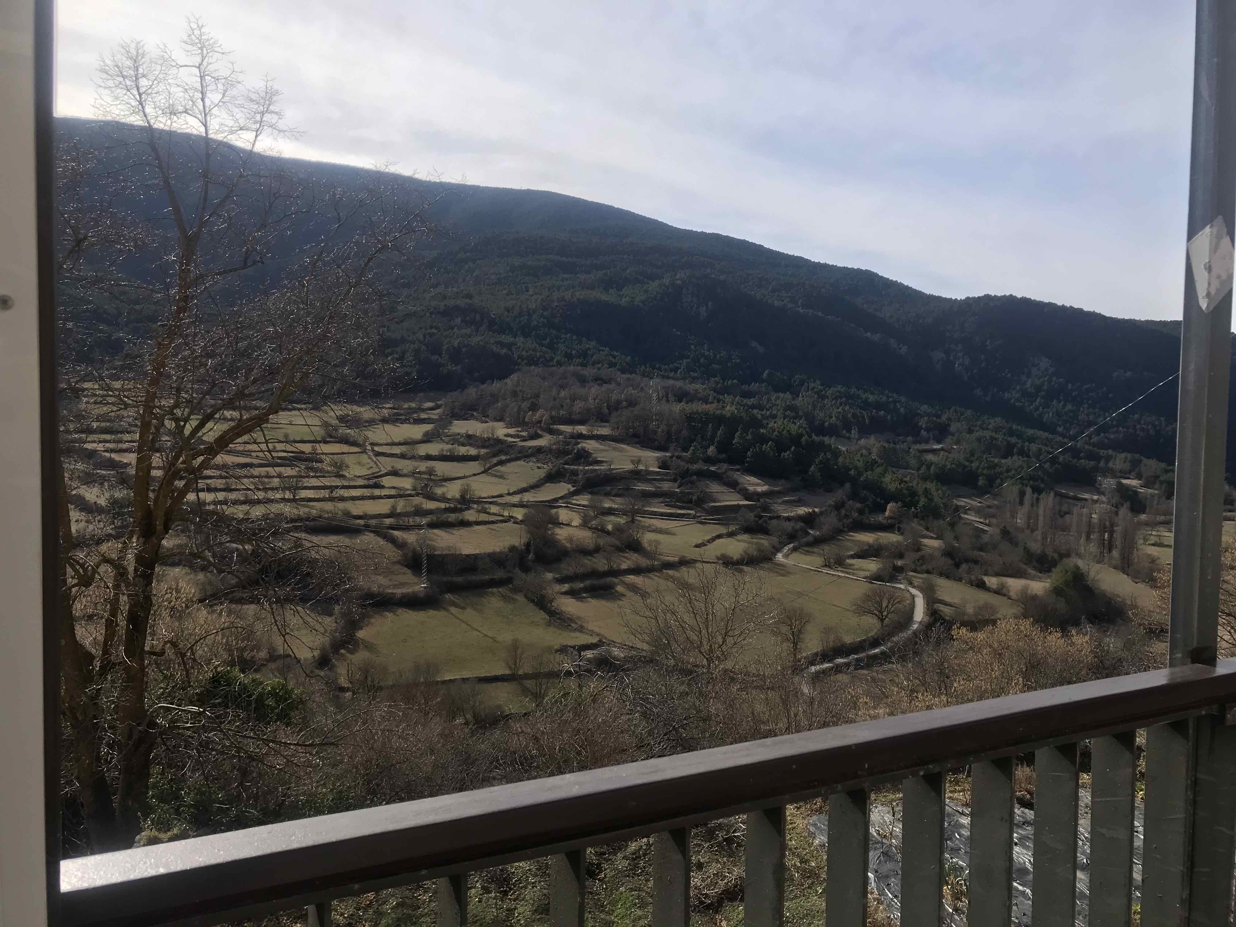 Vuelta a Tuixent por las casas de las Trementinaires